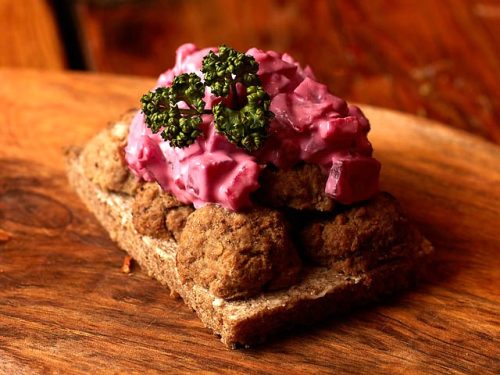 Smorrebrod Malmö Swedish Meatballs with rye bread served with beetroot salad & roasted onion
