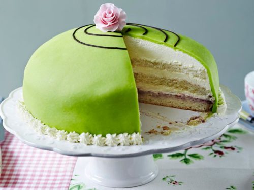 Smorrebrod Princess Cake (prinsesstårta in Swedish)