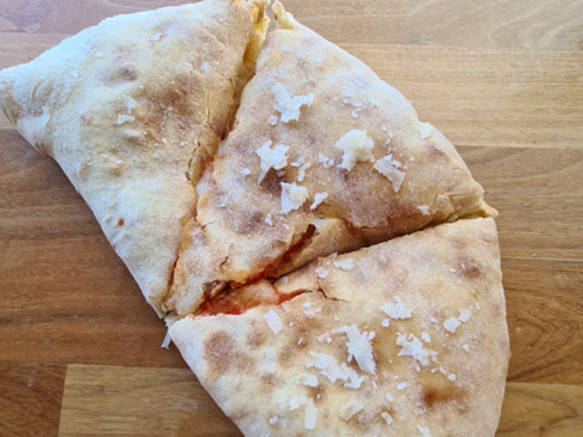 Smorrebrod Pizza Calzone (In-Baked)