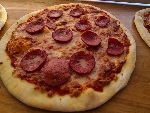 Smorrebrod Pizza Pepperoni